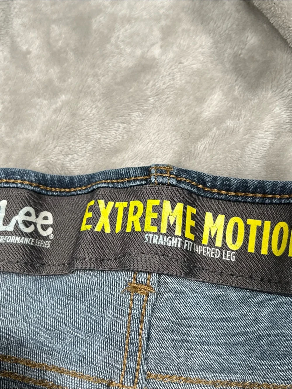 Lee extreme motion